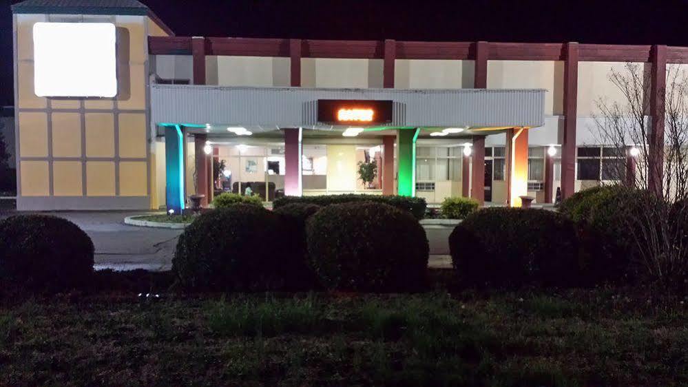 Super 8 By Wyndham Goldsboro Μοτέλ Εξωτερικό φωτογραφία